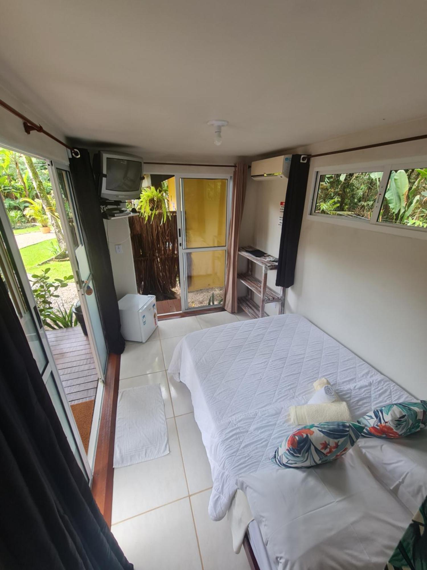 Nalu Guest House Ubatuba Værelse billede